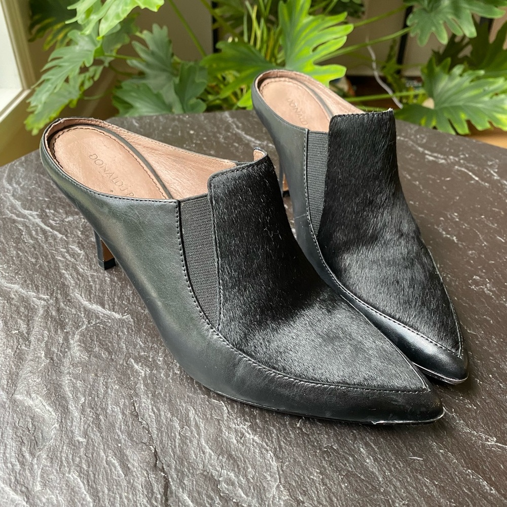 Donald J Pliner calf skin black mule